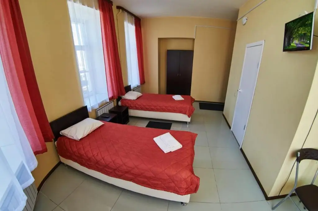 Санкт-Петербург: Bridge Inn room double with single beds