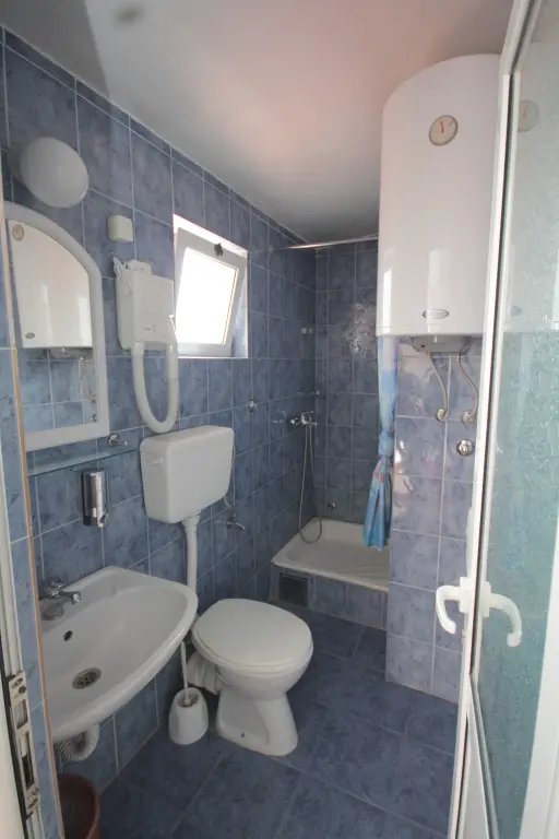 Сутоморе: apartments kruna jovanović