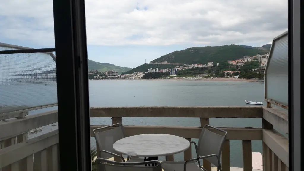 Будва: Апартаменты Rafailovici Beachfront Dream