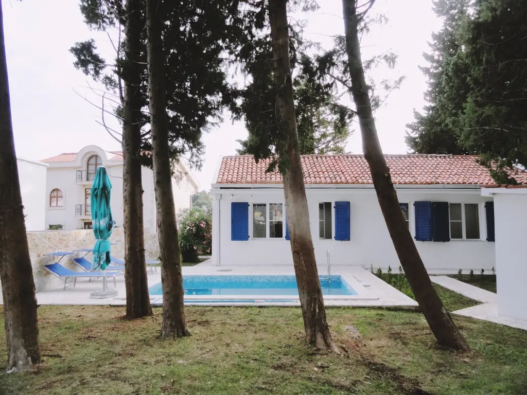 Петровац: Гостевой Дом The house with pool in Petrovac