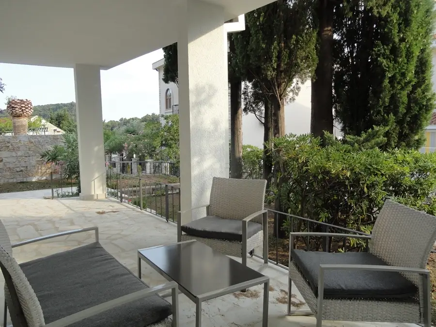 Петровац: Гостевой Дом The house with pool in Petrovac