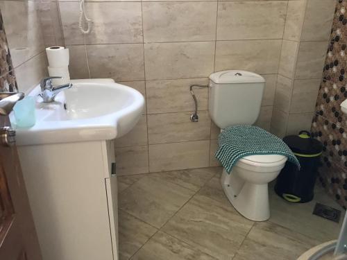 Бусат: EDEM Apartments