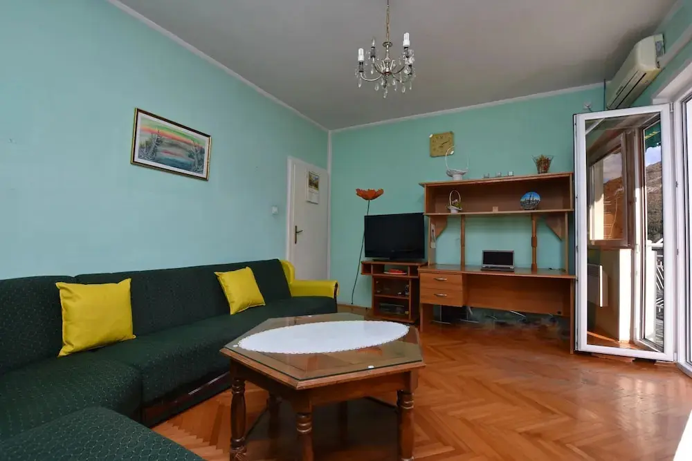 Лепетане: Antonia's coast apartment