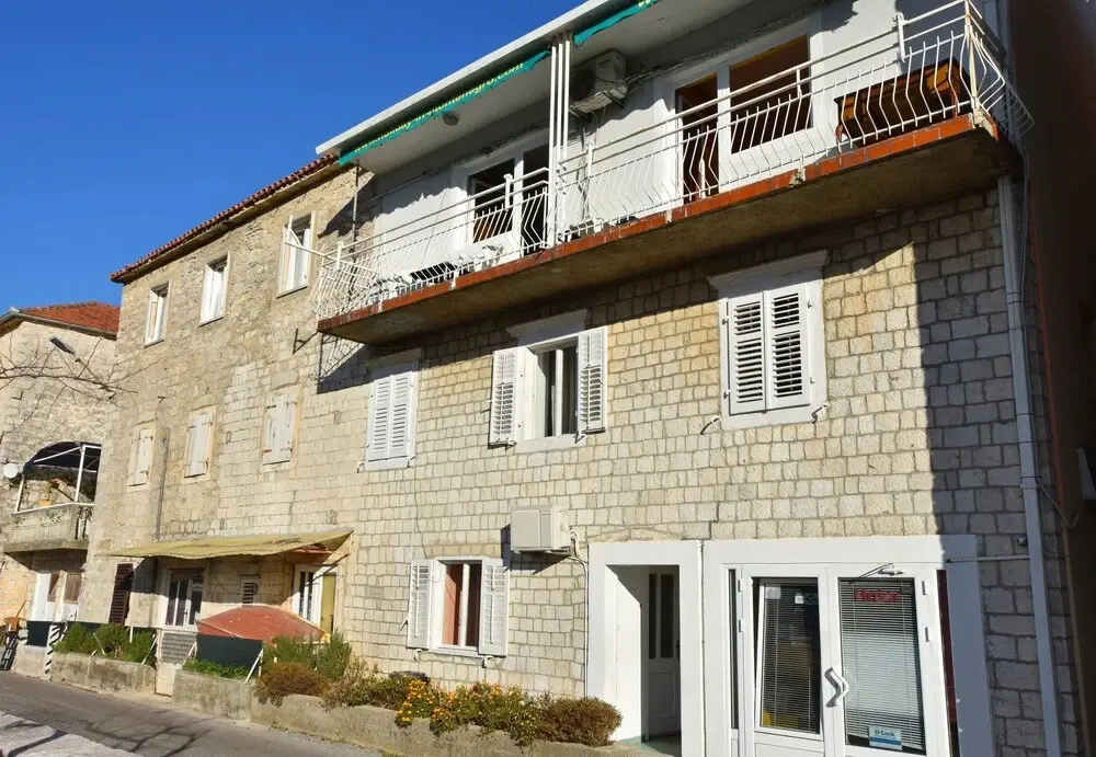 Лепетане: Antonia's coast apartment
