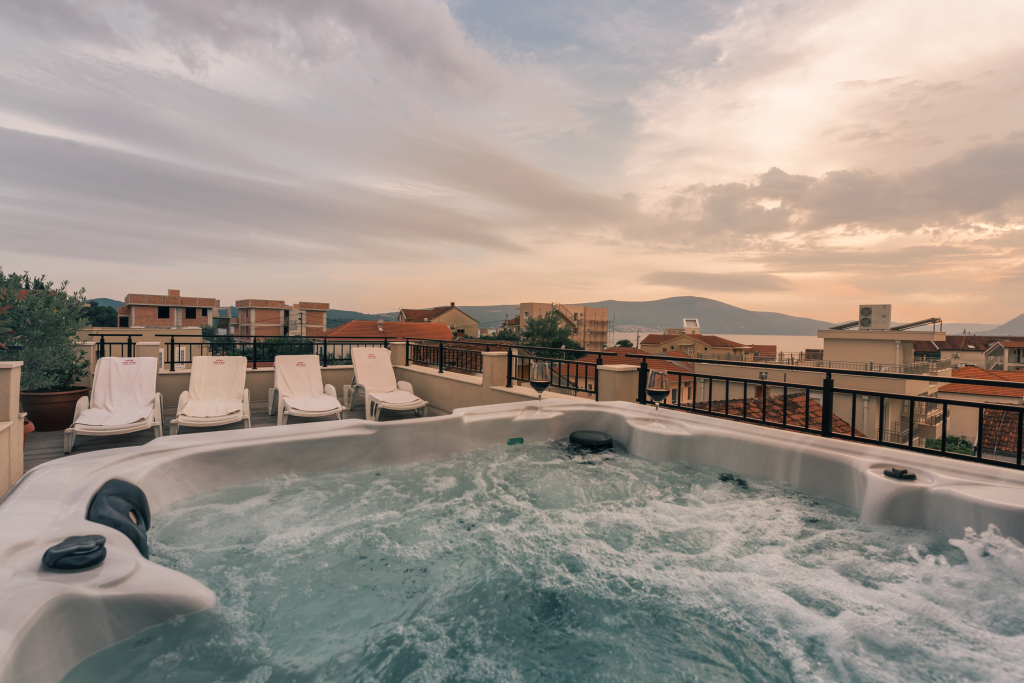 Тиват: Splendido MB Apartments