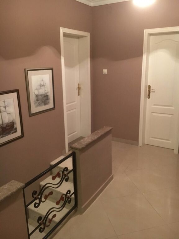 Тиват: Kairos Rooms