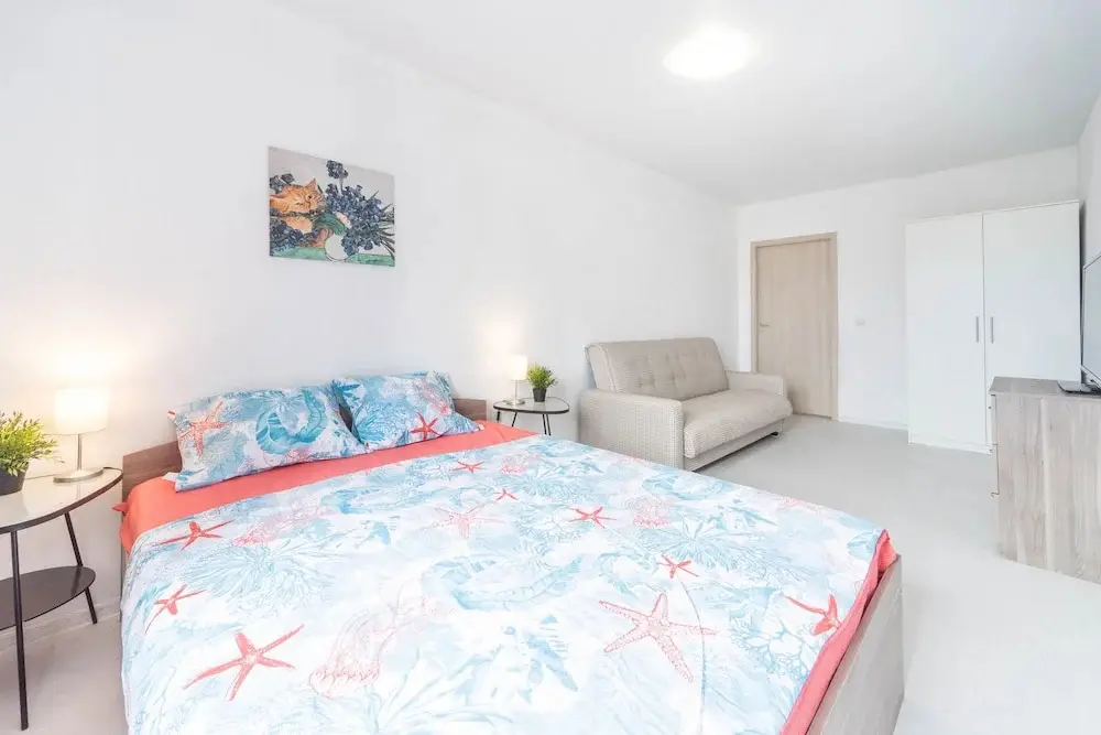 Санкт-Петербург: Hello Apartment on Vadima Shefnera 14