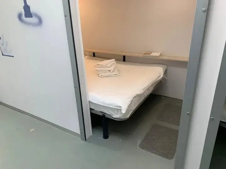 Санкт-Петербург: Happy Island - Hostel