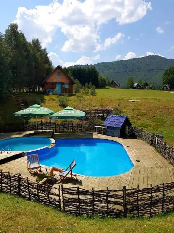 Донья Брезна: Etno Selo Montenegro - Campsite