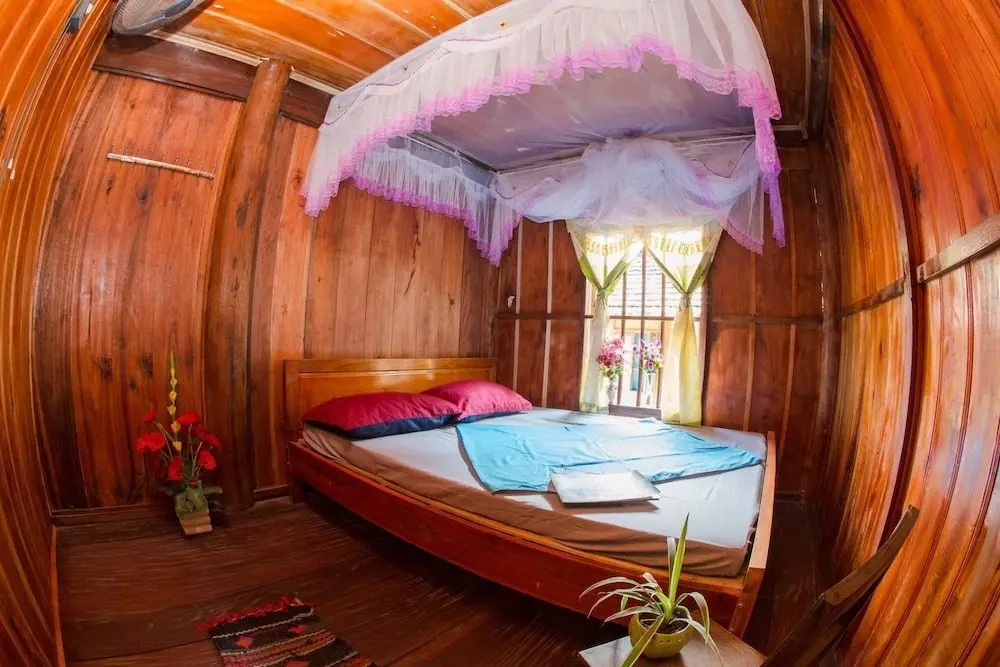 Пак Нгои: Xoi Homestay Ba Be Lake