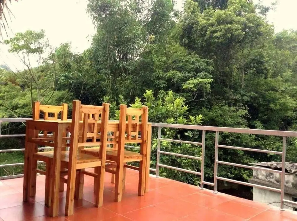 Пак Нгои: Xoi Homestay Ba Be Lake