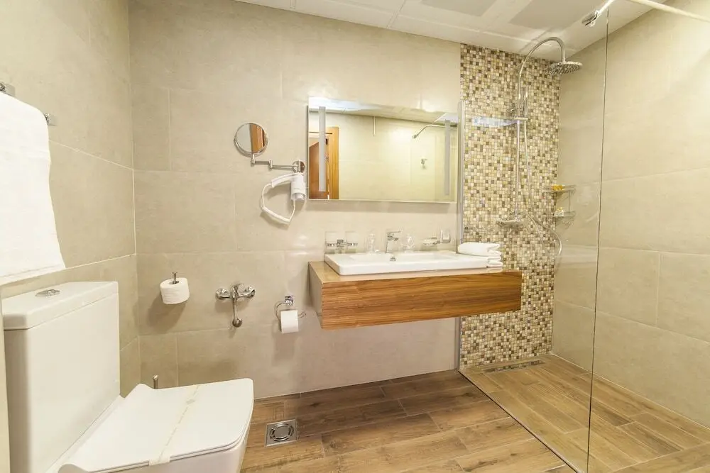 Биела: Hotel Bela Roza