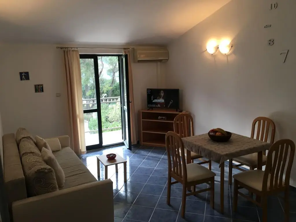 Доброта: Apartments Vojvoda