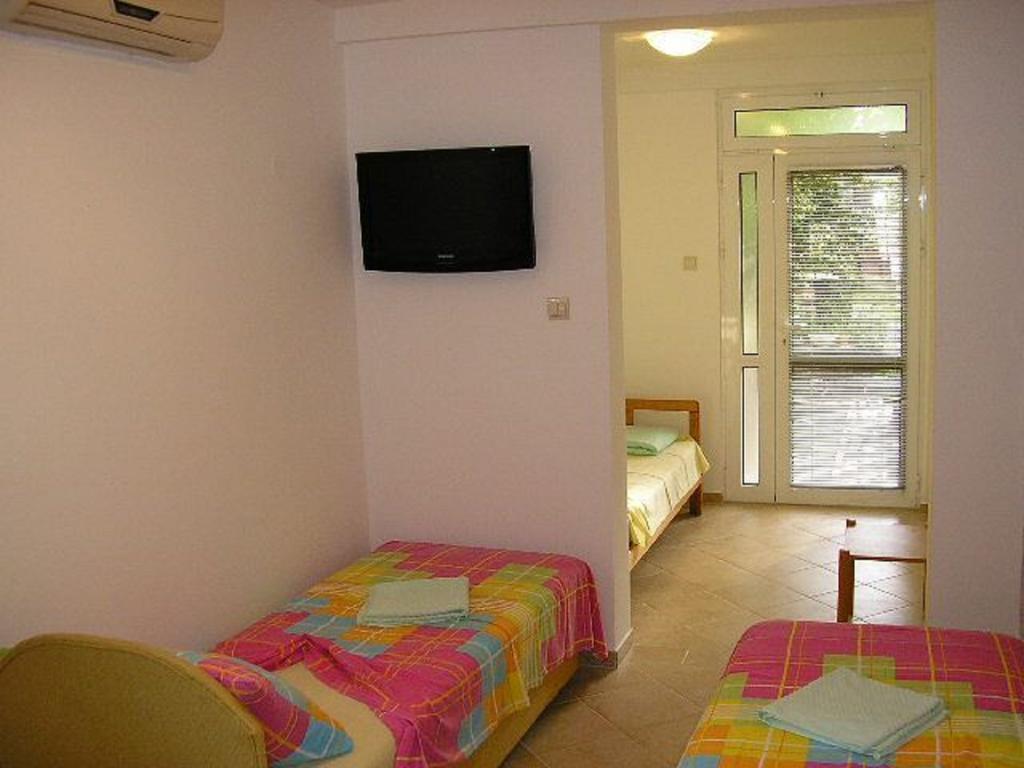 Доброта: Apartments Vojvoda