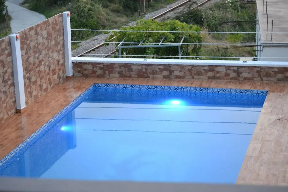 Бар: Apartments Muki