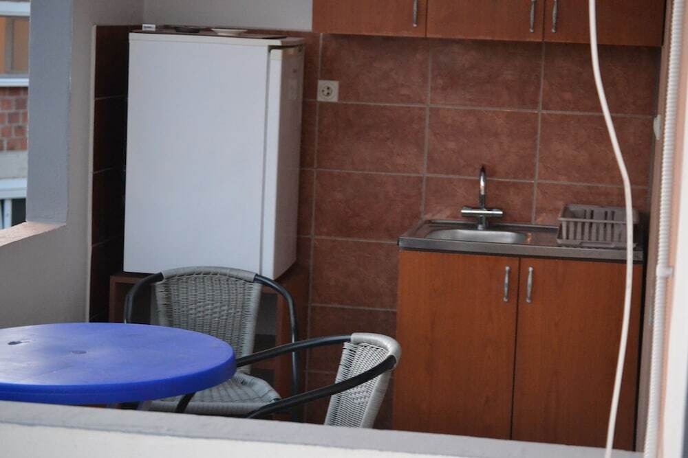 Бар: Apartments Muki