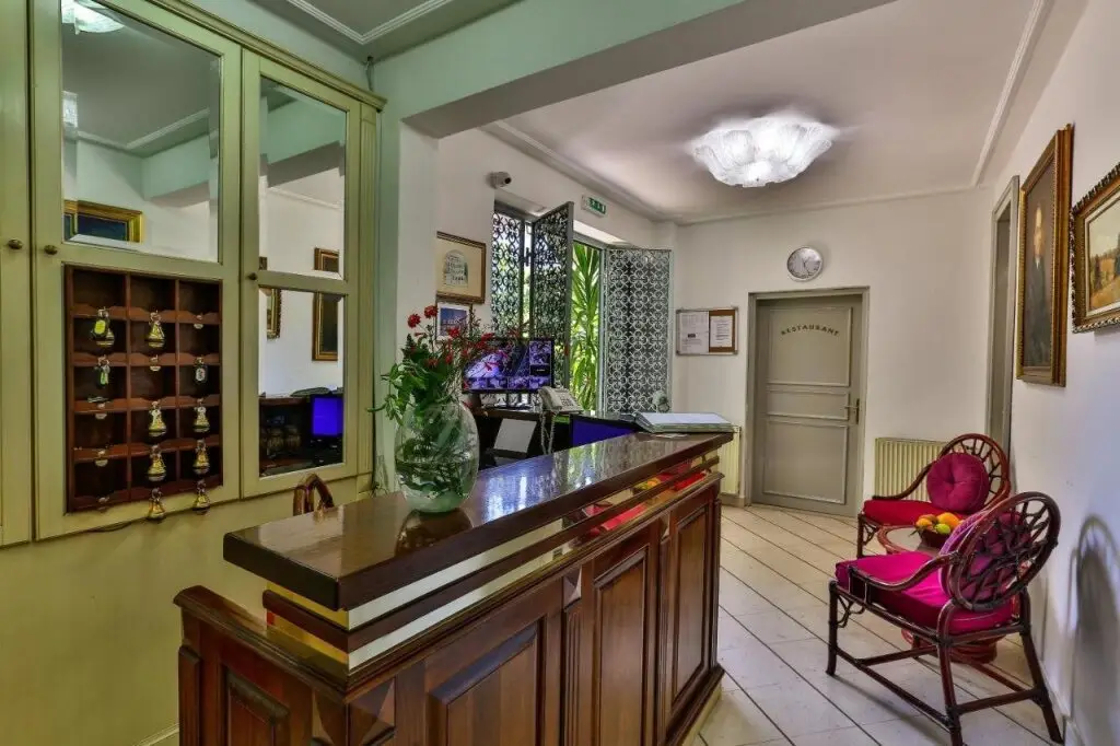 Будва: Guesthouse Velzon Mainski Put
