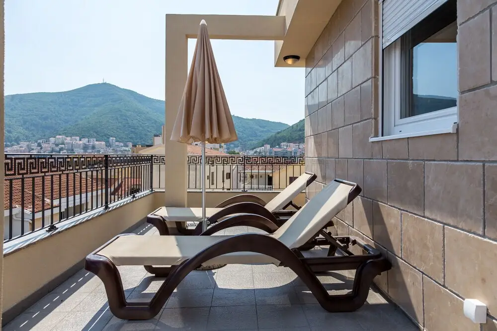 Будва: Almare apartments  Budva