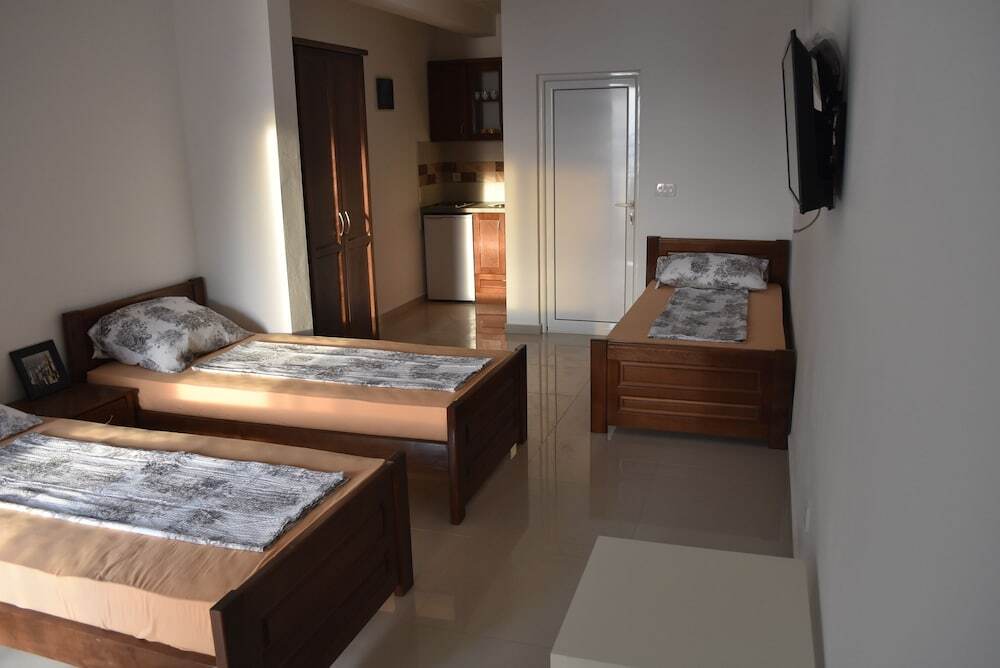 Добро Вода: Apartmani Jasmina