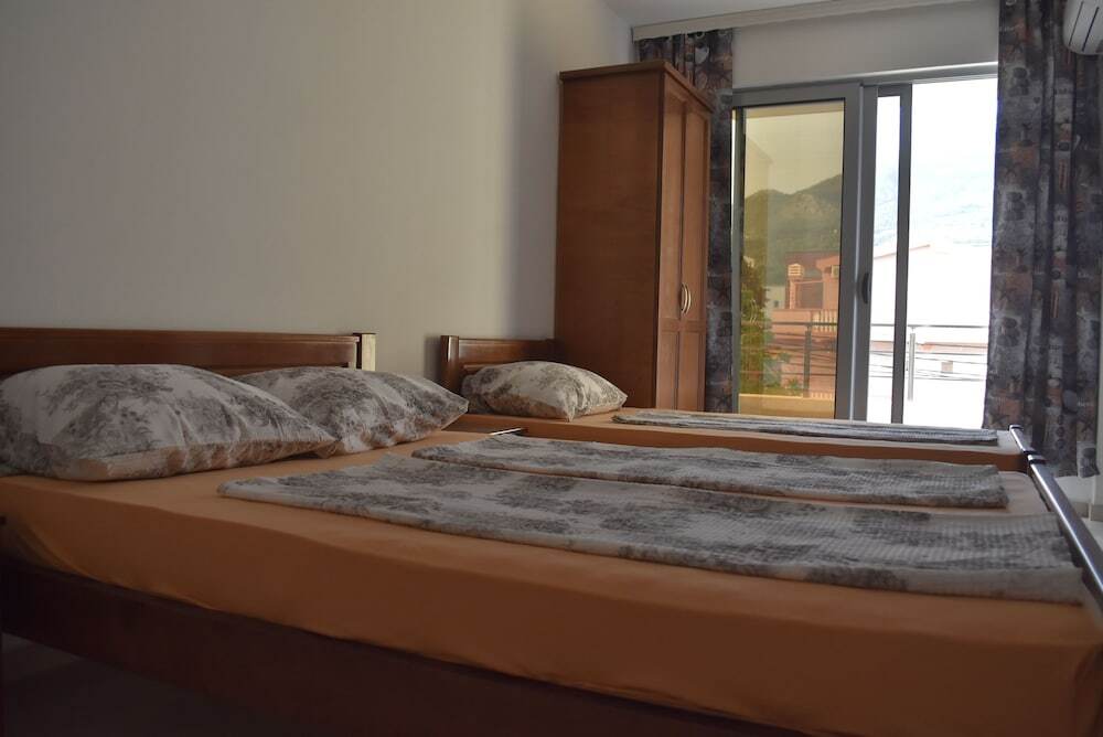 Добро Вода: Apartmani Jasmina