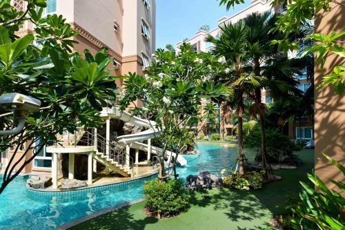 Паттайя: Pattaya Atlantis Resort Beach