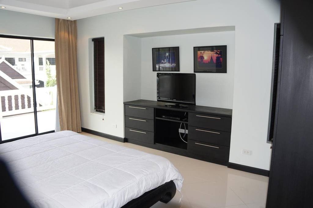 Паттайя: 4 Bedroom Villa in Pattaya Beachfront