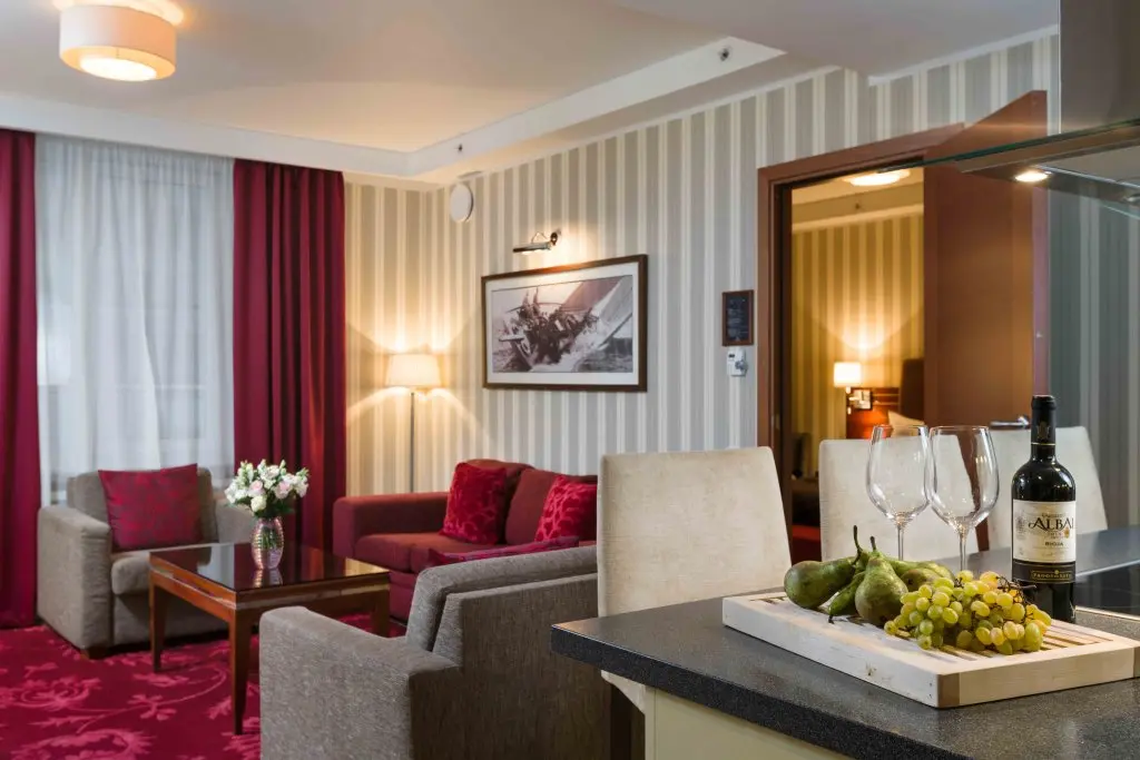 Санкт-Петербург: Отель Palace Bridge Hotel