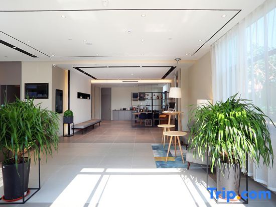 Вэйхай: Home Inn (Wanda Plaza Branch of Weihai high speed railway terminal)