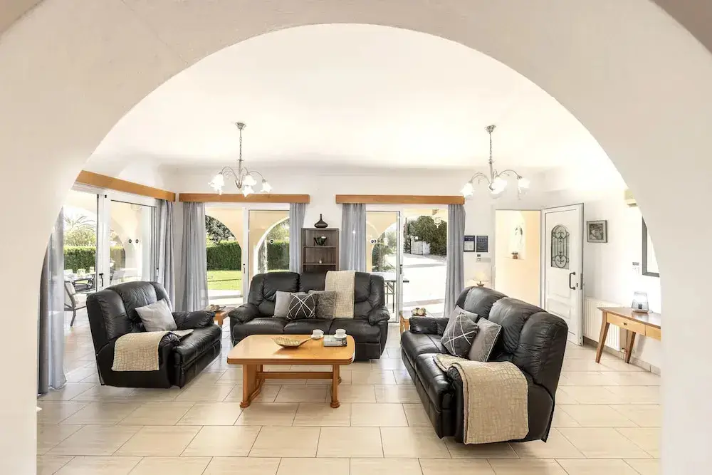 Нео Хорио: The Arches in Latchi
