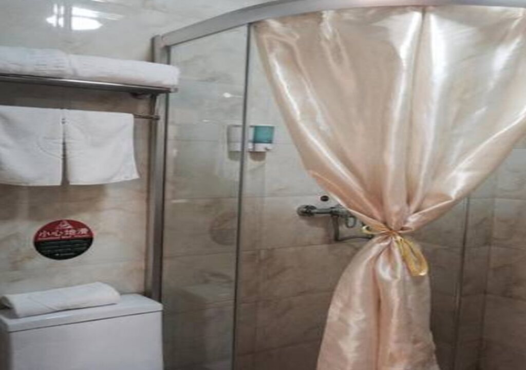 Ланьчжоу: GreenTree Inn Lanzhou Zhongchuan Airport Commerce Street Express Hotel
