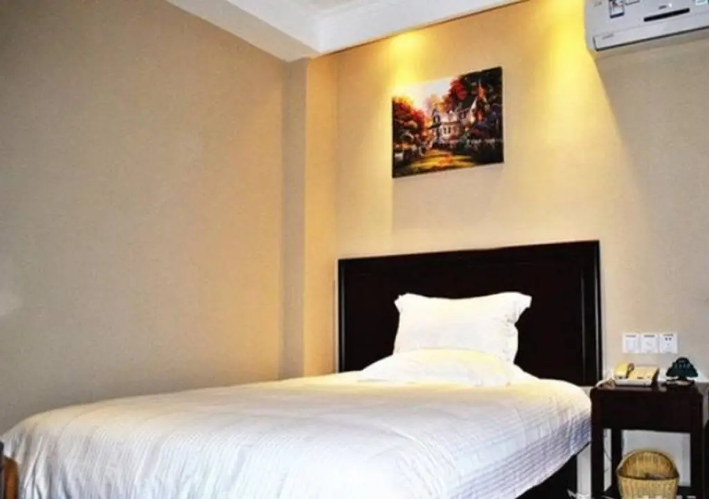 Ланьчжоу: GreenTree Inn Lanzhou Zhongchuan Airport Commerce Street Express Hotel