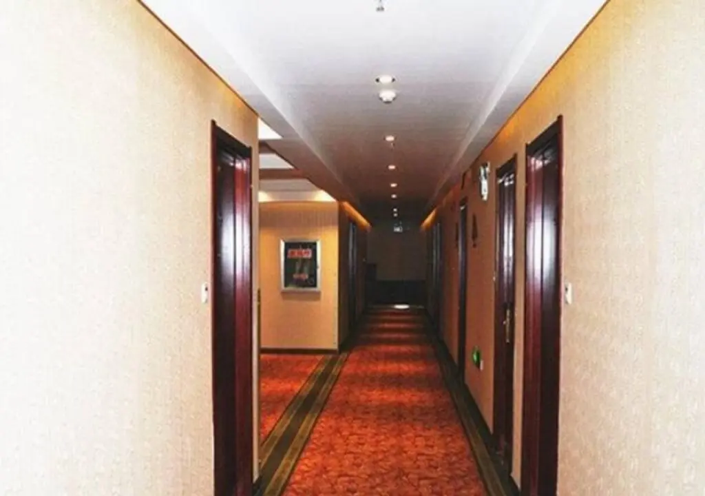 Ланьчжоу: GreenTree Inn Lanzhou Zhongchuan Airport Commerce Street Express Hotel