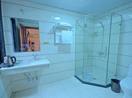 Чжанцзяцзе: Fucheng Bussiness Hotel