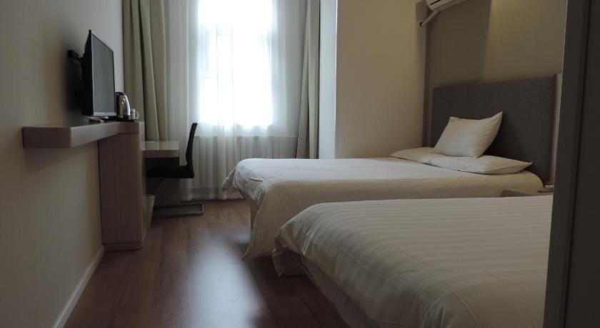 Тяньцзинь: Hanting Hotel Binjiangdao