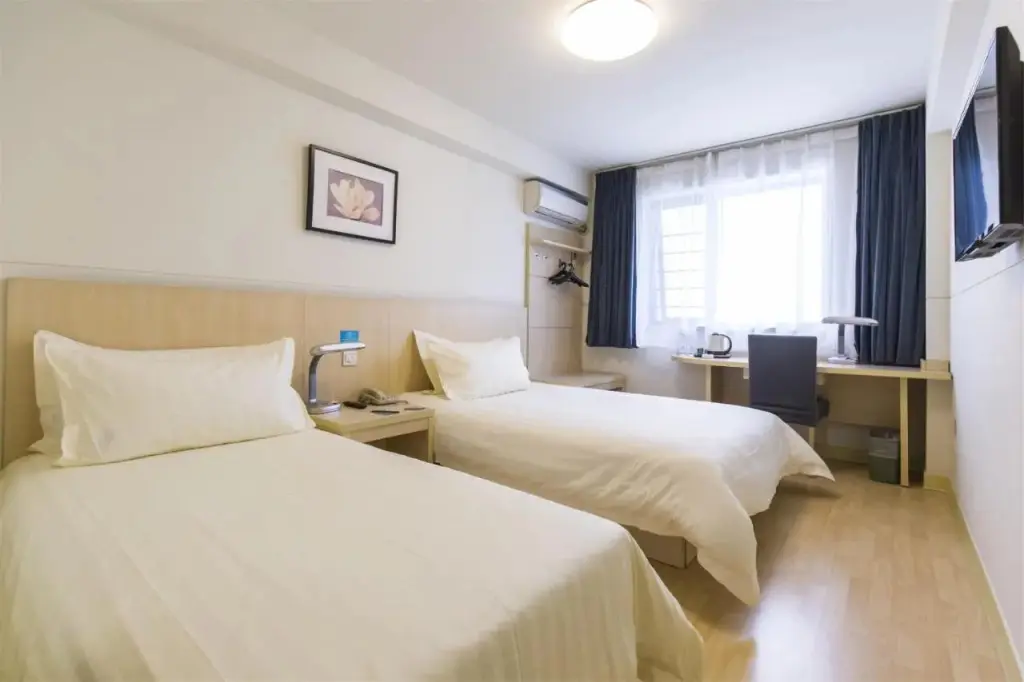 Уси: JinJiang Inn Yixing Renmin Middle Road Walking Street Hotel