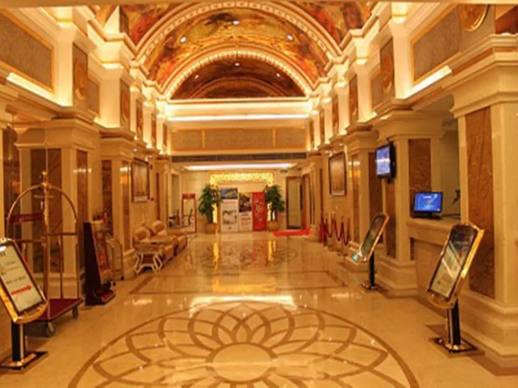 Фошань: Vienna Hotel Foshan Zumiao Metro Station
