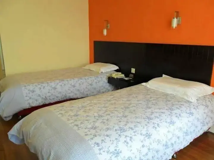 Шанхай: Motel 168 Hongqiao Hub