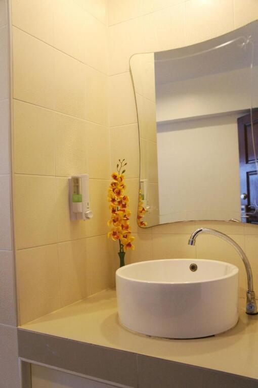 Бангкок: The Nest Service Apartment