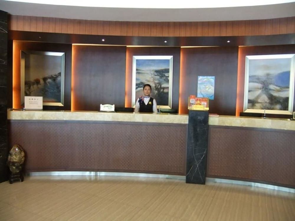 Шэньчжэнь: Shenzhen Yuehai Business Hotel