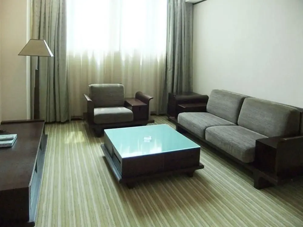 Шэньчжэнь: Shenzhen Yuehai Business Hotel