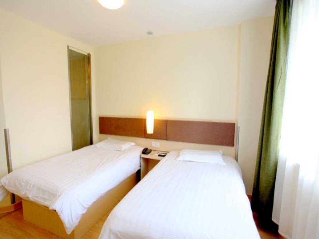 Нанкин: Motel 168 Nanjing Da Guang Road Inn