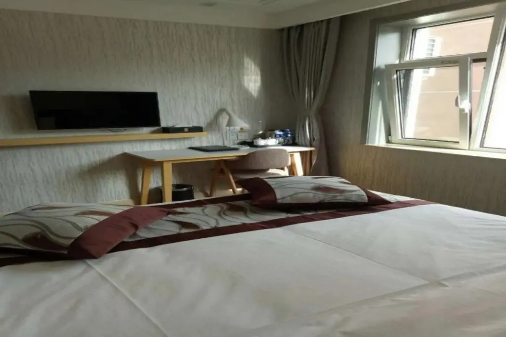 Пекин: Super 8 Hotel Beijing Shi Jing Shan Hai Te Hua Yuan