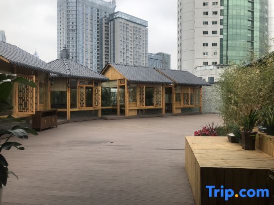 Чэнду: Atour S Hotel Wenshu Yuan MonasterySubway Station, Chunxi Road