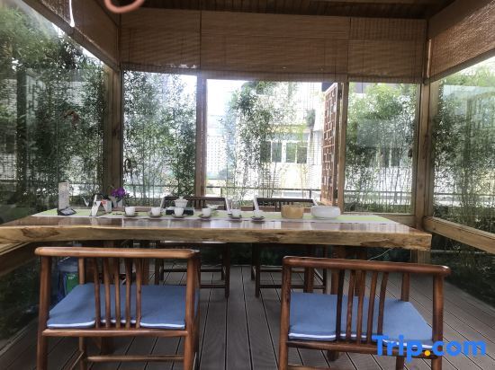 Чэнду: Atour S Hotel Wenshu Yuan MonasterySubway Station, Chunxi Road