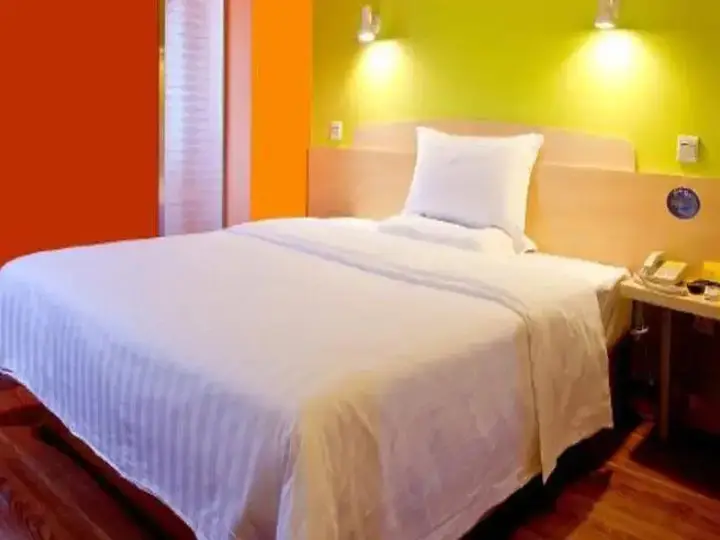 Цзинань: Joy Inn & Suites (Jinan Quancheng Square)