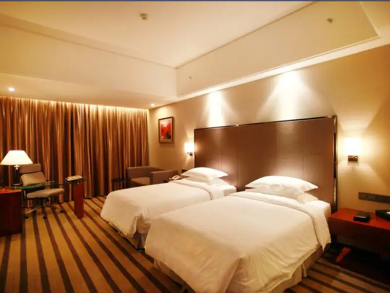 Фошань: Days Hotel Huanan