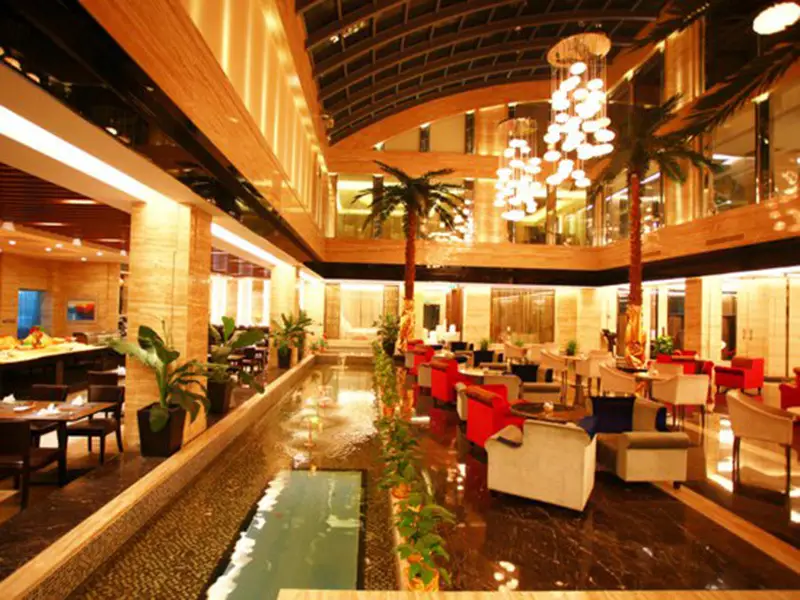 Фошань: Days Hotel Huanan