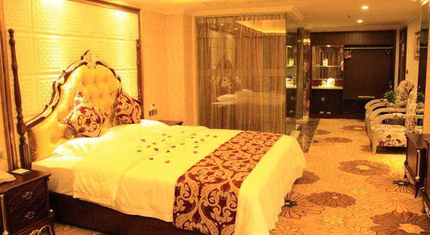 Мэйшань: Yijia Hotel Ren Shou Ling Zhou Branch