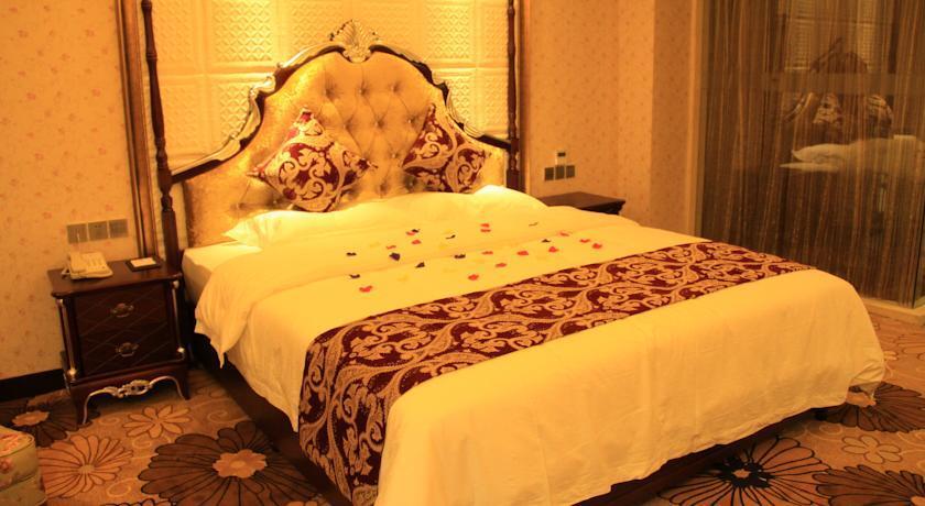 Мэйшань: Yijia Hotel Ren Shou Ling Zhou Branch