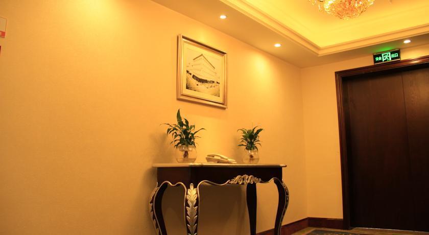 Мэйшань: Yijia Hotel Ren Shou Ling Zhou Branch